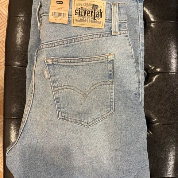 Bundle 11 pairs of NWT size 29 women’s Levi’s jeans